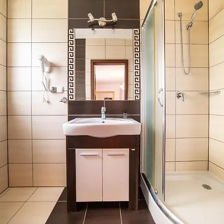 Palacyk Проживание в семье Мендзыводзе